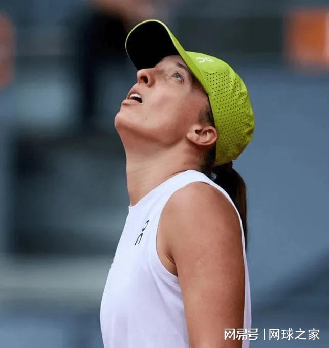 斯瓦泰克透露输球原因让人惊讶,赛后和记者起冲突引发互怼事件